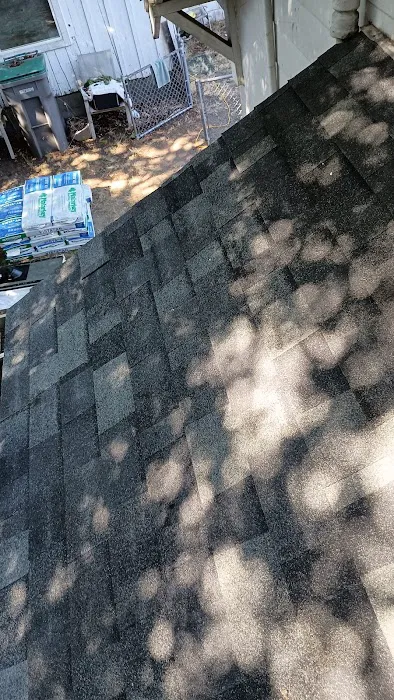 AR ROOFCARE LLC Picture 2