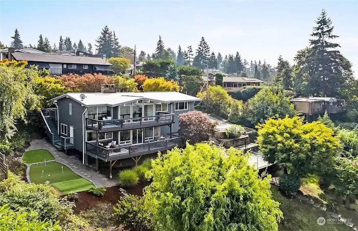 Cougar Construction & Roofing Picture 2