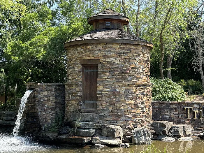 Cougar Construction & Roofing Picture 5