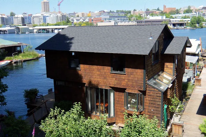 Hillside Roofing & Gutters Picture 6