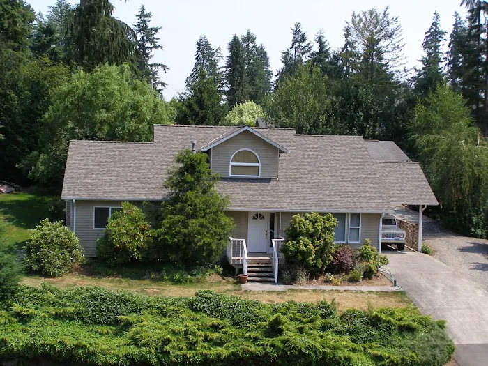 Hillside Roofing & Gutters Picture 3