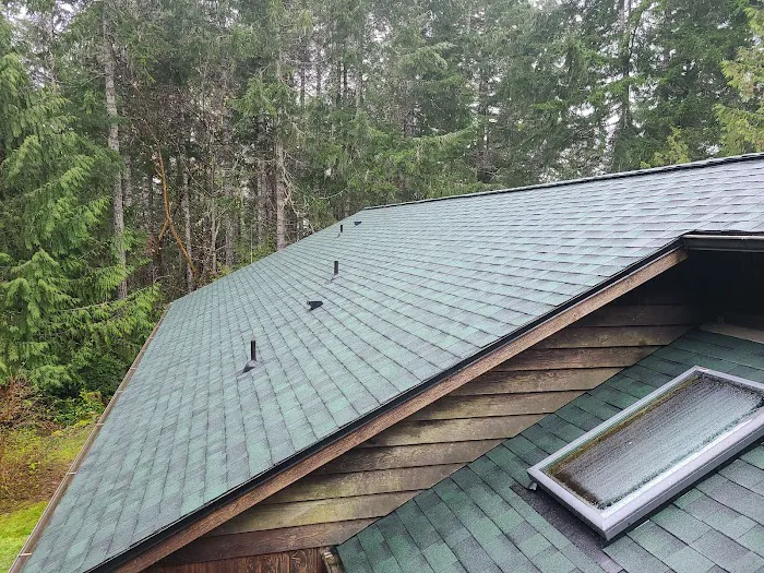 Bayside Roofing LLC Picture 9