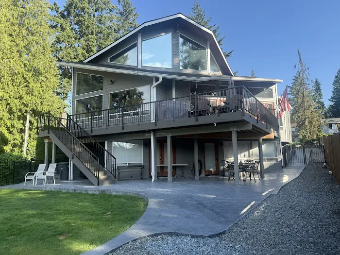 State Roofing & Exteriors Picture 1