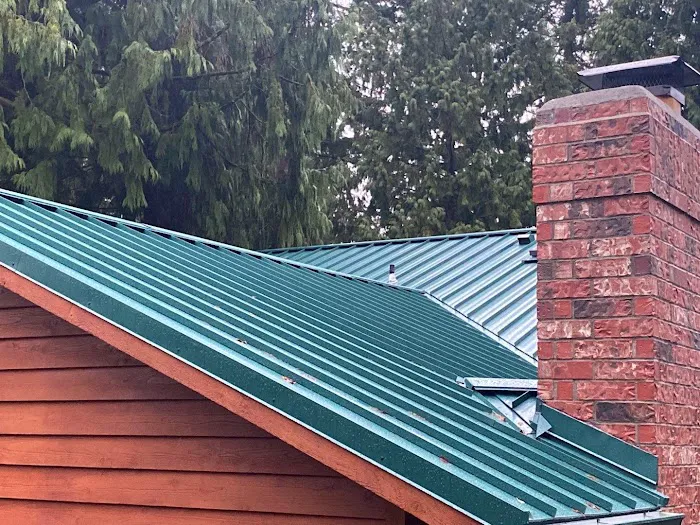 DHT CONSTRUCTION & ROOFING Llc Picture 2