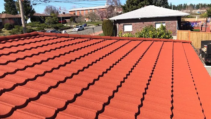 DHT CONSTRUCTION & ROOFING Llc Picture 3