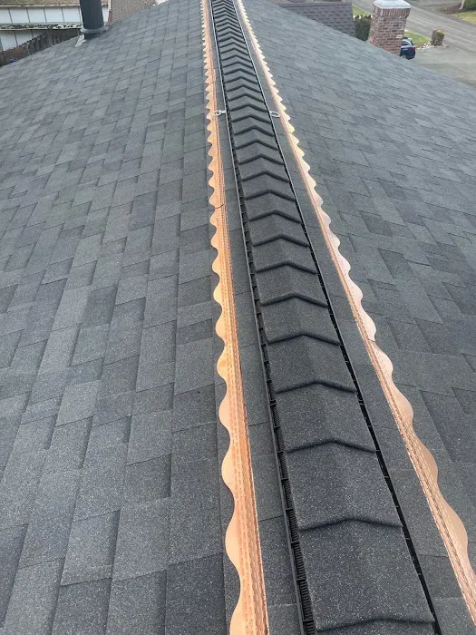 DHT CONSTRUCTION & ROOFING Llc Picture 5