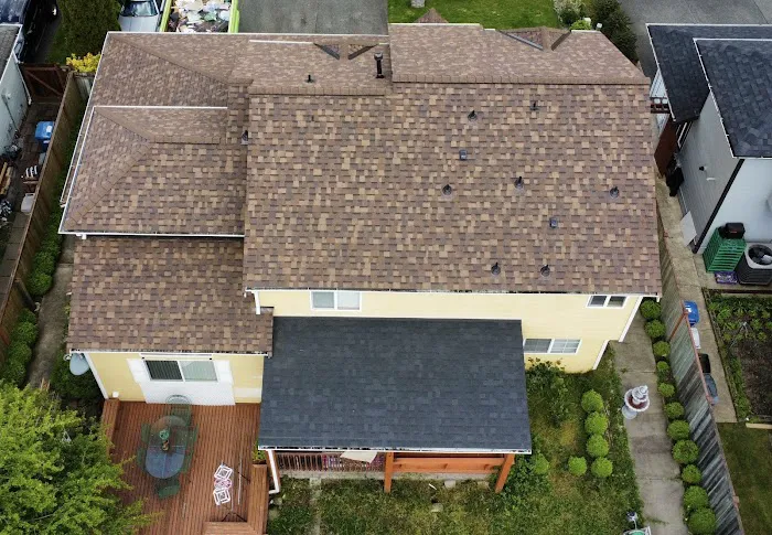 IRC Roofing Company Picture 1