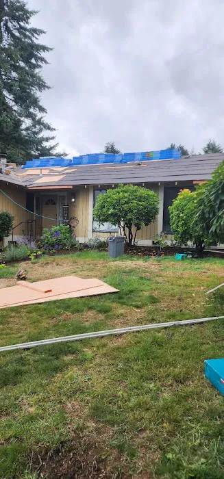 C G Roofing LLC Picture 1