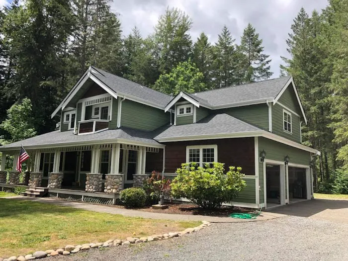 American Roofing & Construction Company LLC Picture 5