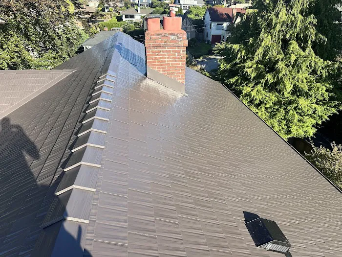 Lomak roofing Picture 1