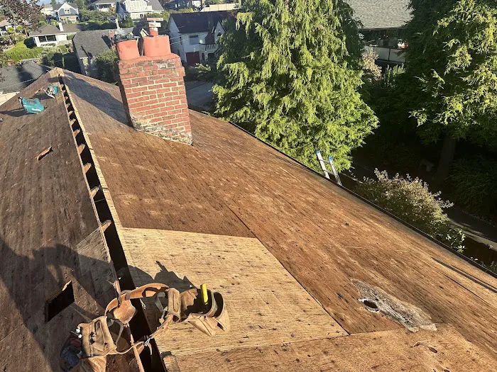 Lomak roofing Picture 9