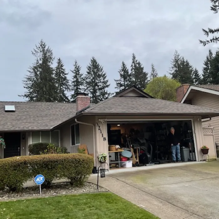 Best American Roofing Siding & Gutter LLC Picture 9