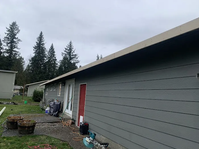 Custom Design Roofing LLC Picture 1