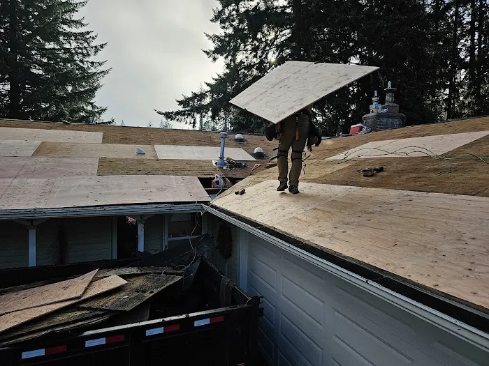 Redline Roofing LLC Picture 1