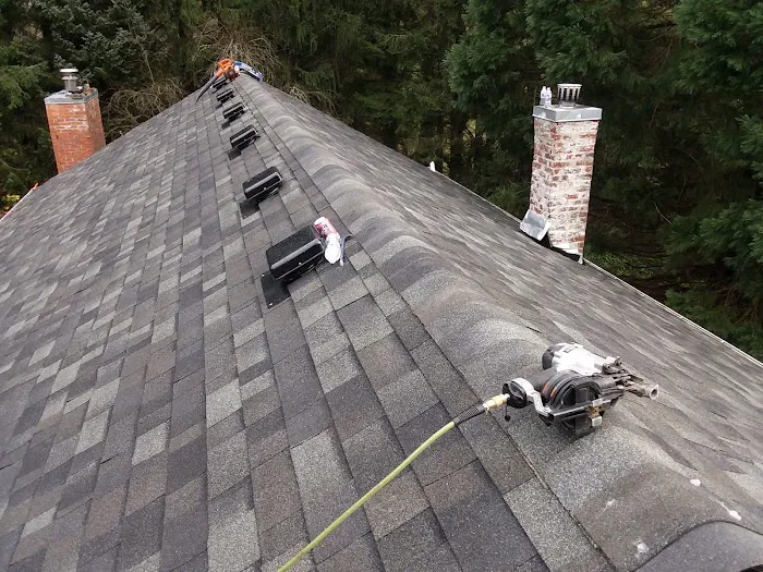 J&B Roofing Picture 5