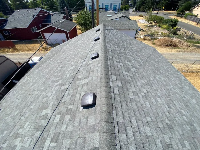 TR ROOFING COMPANY Picture 10