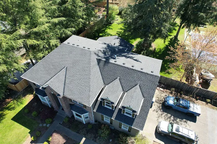 Topmost Roofing LLC Picture 1