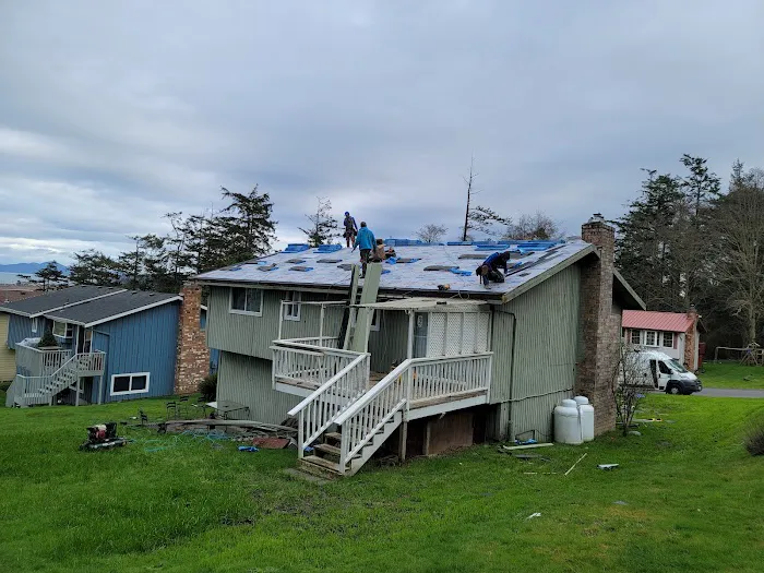 Crystal Clean Roofing inc Picture 1