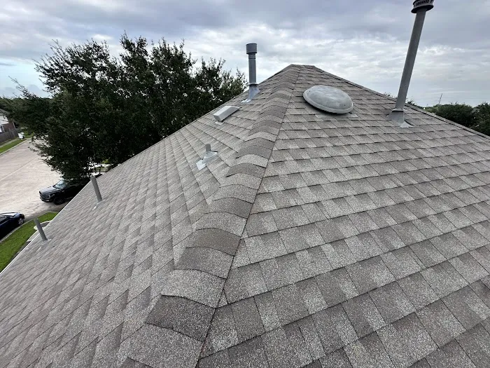 Eureste Roofing, Inc. Picture 4