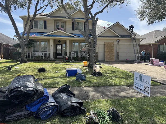 Eureste Roofing, Inc. Picture 8