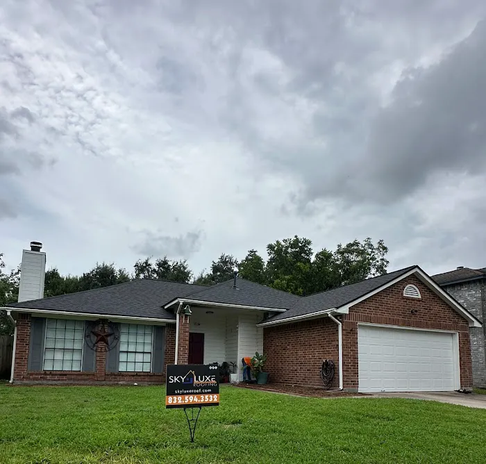 Eureste Roofing, Inc. Picture 6