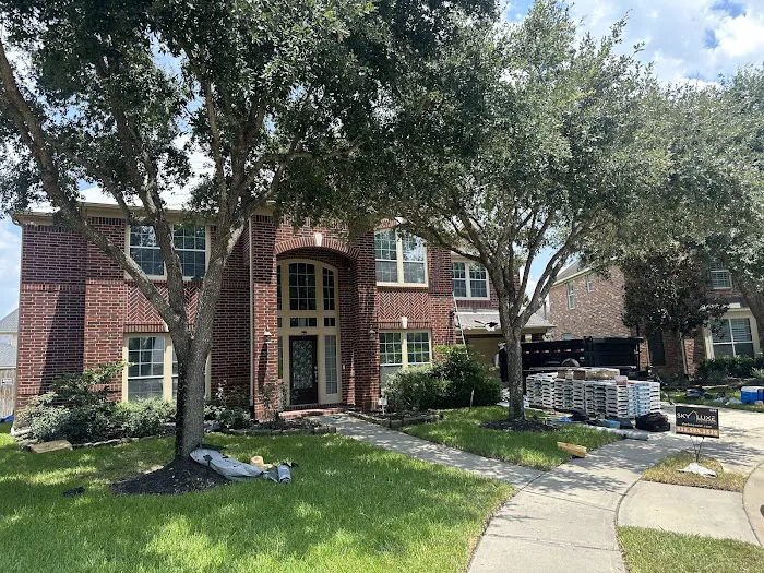 Eureste Roofing, Inc. Picture 10