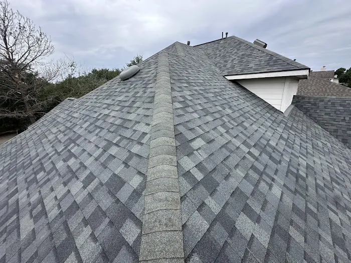 Eureste Roofing, Inc. Picture 5