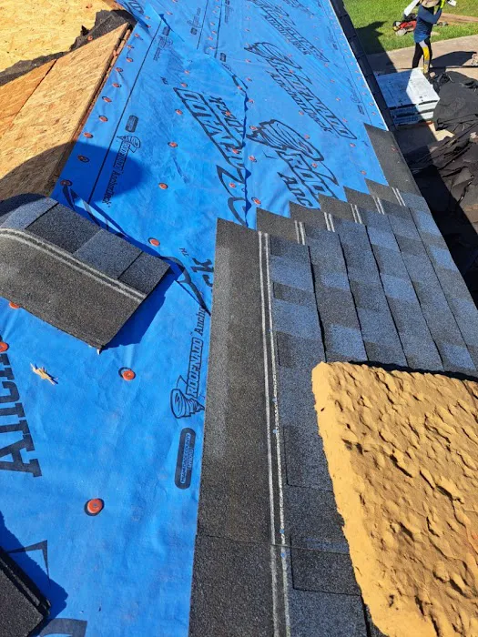 Aztec Contractor's Roofing & Construction Picture 3