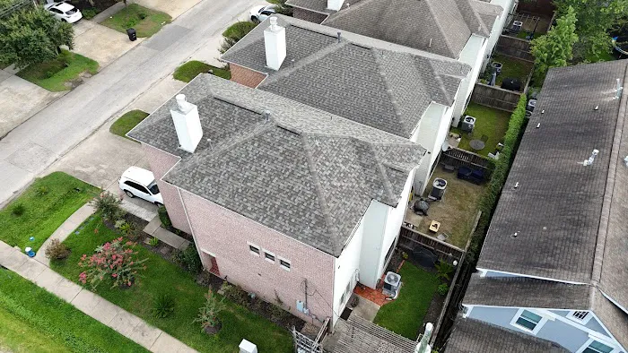 RISE Roofing Picture 4