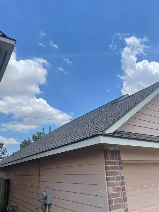 Remarkable Roofing Picture 3