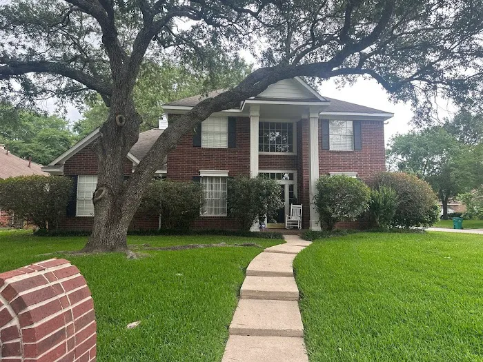 Kainos Roofing & Exteriors — Windows, Doors, Gutters & Siding Picture 10