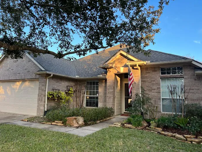 Zacarias Roofing LLC Picture 9