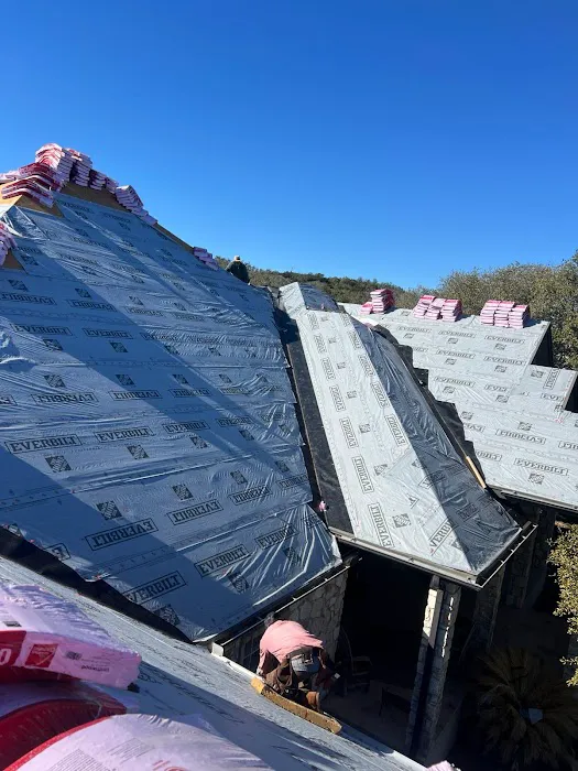 Zacarias Roofing LLC Picture 3