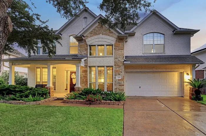 Prime Roofing Picture 4