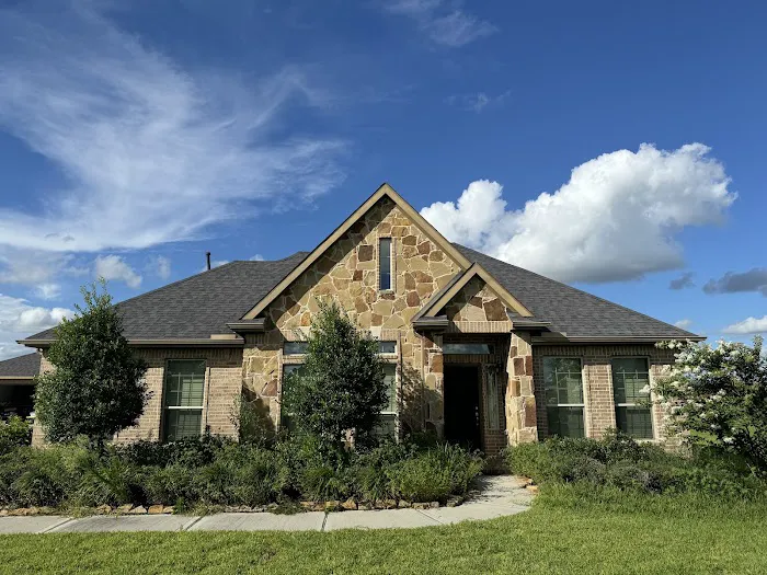 Kalina Roofing & Exteriors Picture 1