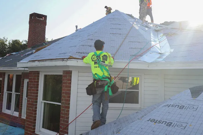 Rice Roofers Picture 6