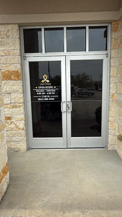 Lions Crown Roofing Picture 5