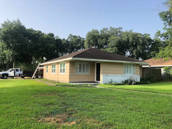 A&M ROOFING Picture 2