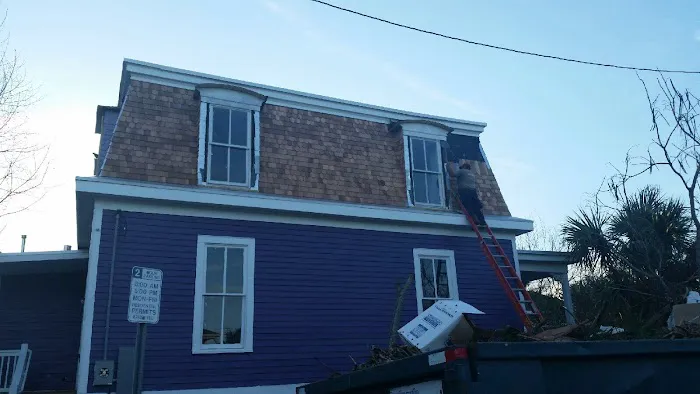 Bravo's Roofing and Siding LLC Picture 1