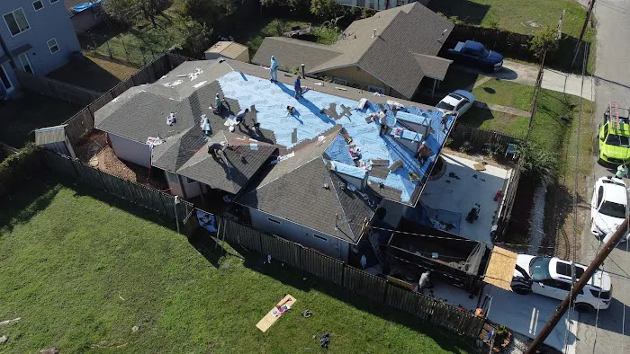 The Roof Haus Picture 2