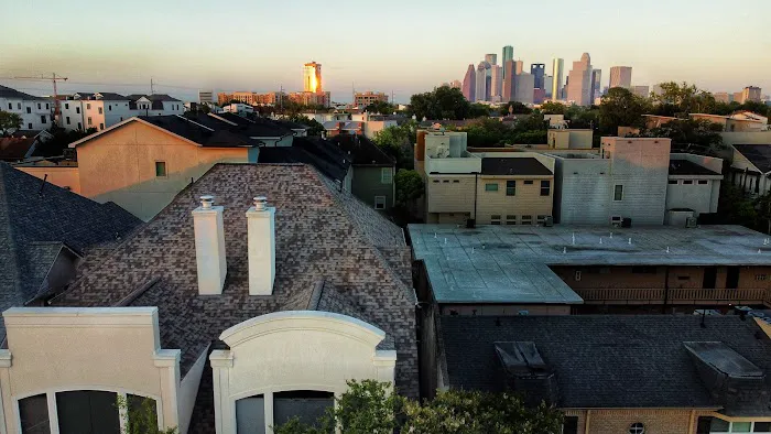 The Roof Haus Picture 3