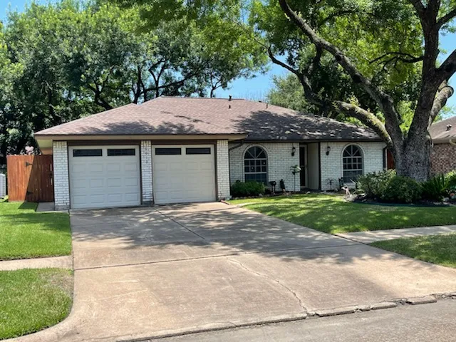 Campos Roofing Picture 1