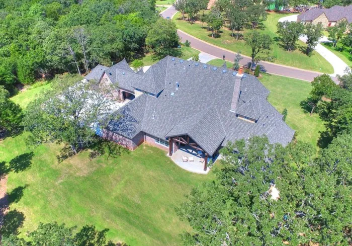 Rite Roof Yes - Houston's affordable roofing contractor Picture 4