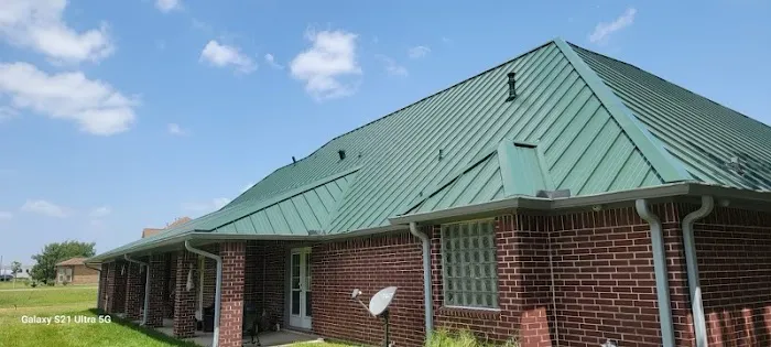 Buendia Roofing & Sheetmetal Picture 2