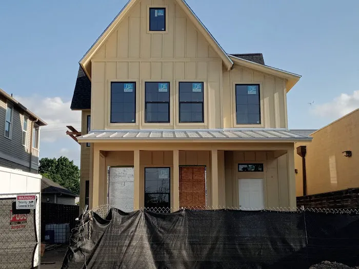 Buendia Roofing & Sheetmetal Picture 9