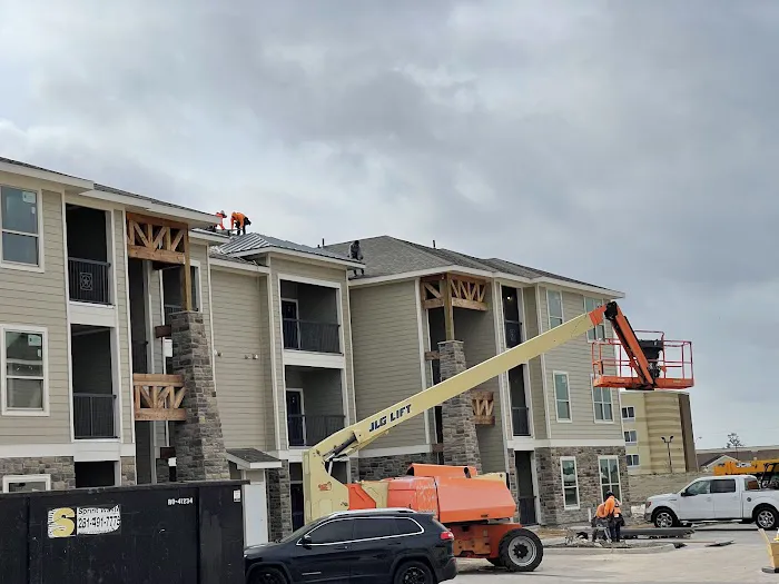 Buendia Roofing & Sheetmetal Picture 4