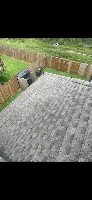 Arnold Roofing and Construction Picture 1