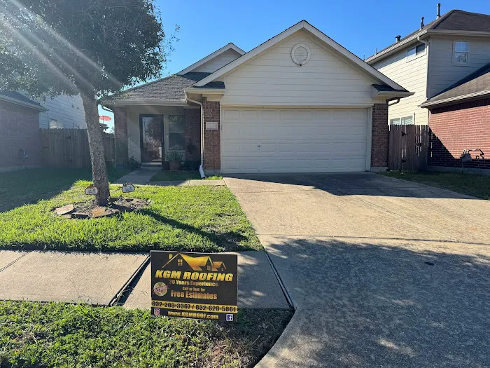 KGM Roofing Picture 8