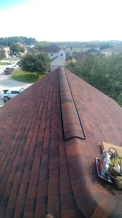 roof replacements . remplazo de tejados y reparación de goteras Picture 3