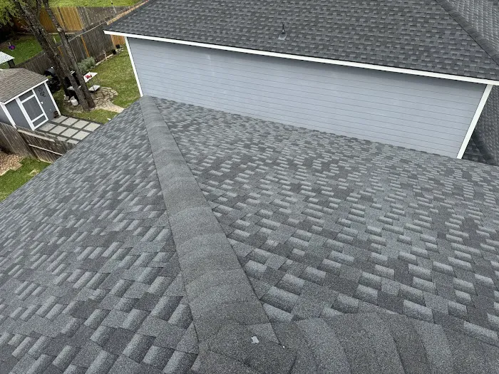 Aguirres Roofing LLC Picture 9